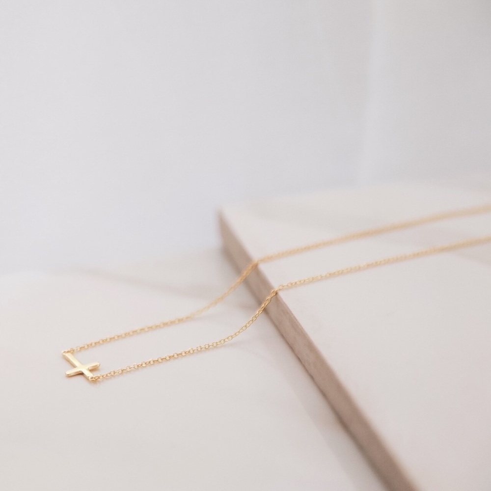 Cross Necklace | 14k Gold Plated - Picture 2 of 8